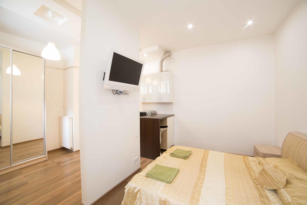 Chornovola 11 Apartment Lviv Centre Dış mekan fotoğraf